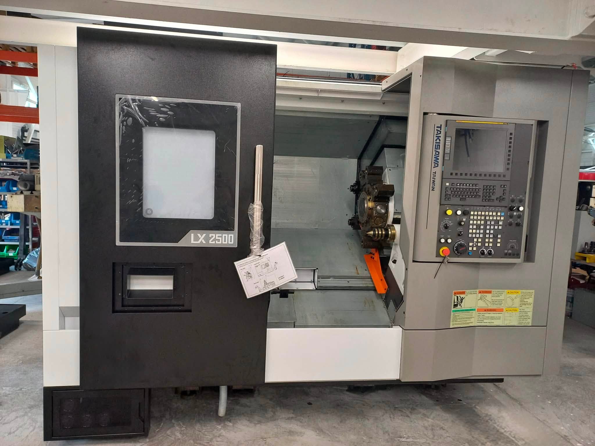 TAKISAWA LX 250 CNC esztergagép az új gyártótérben
